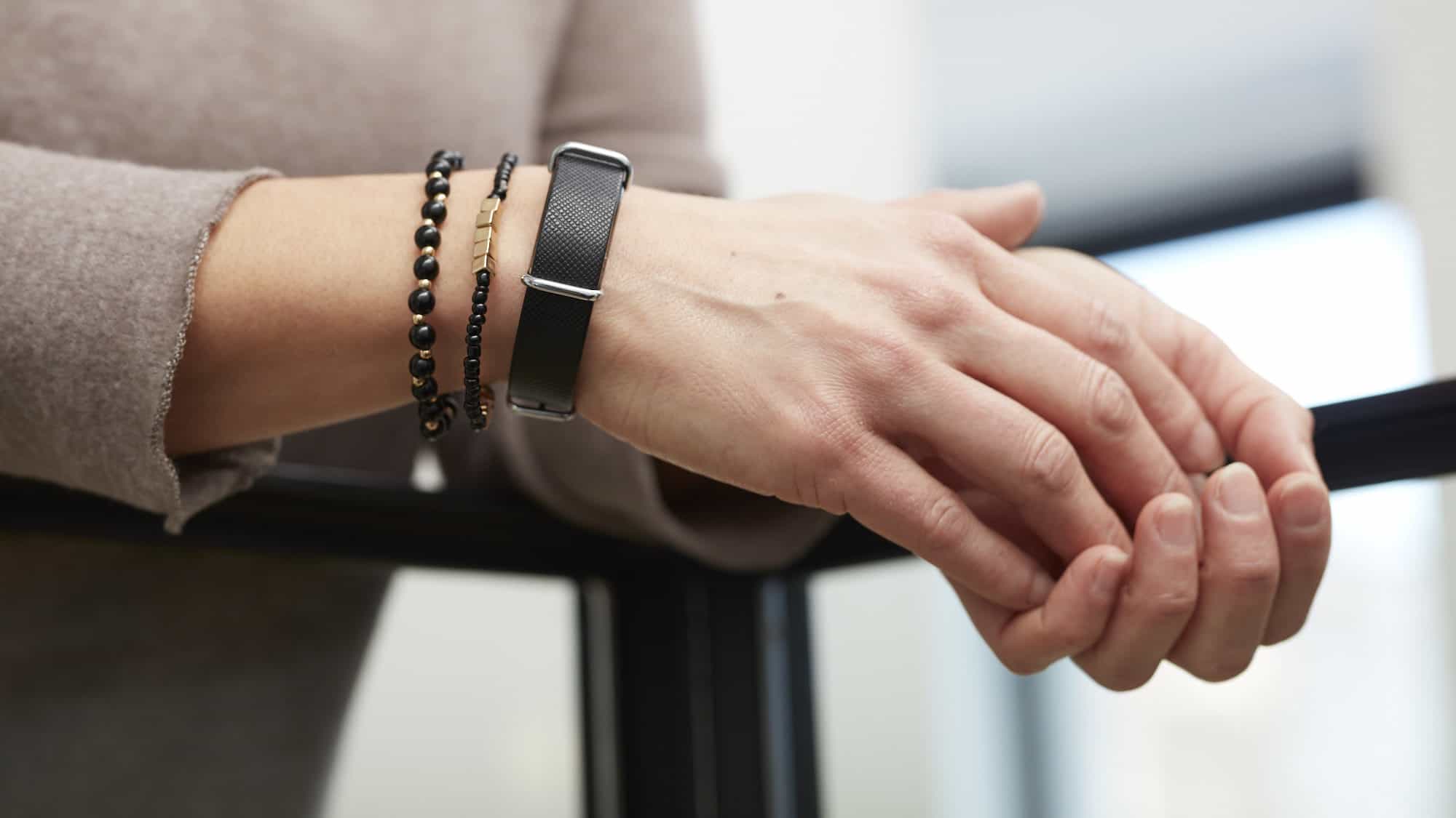 fda-clears-over-the-counter,-cuffless-blood-pressure-monitor-with-the-hilo-bracelet